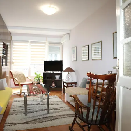 Apartment Centre M.d *